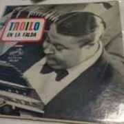 Troilo En La Falda