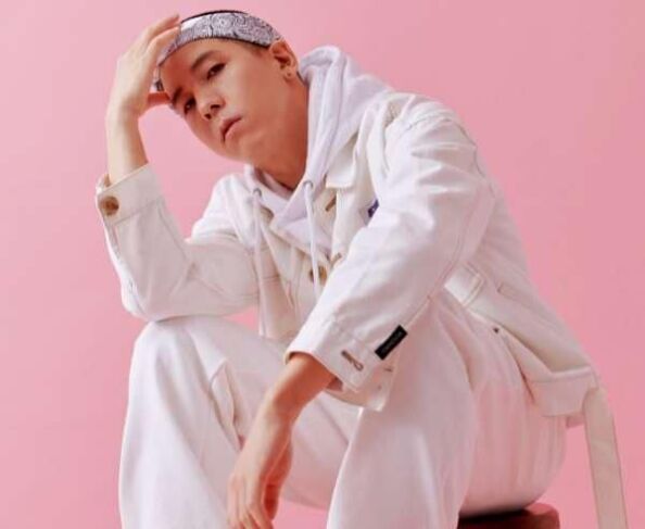 You (ft Choerry of LOONA)