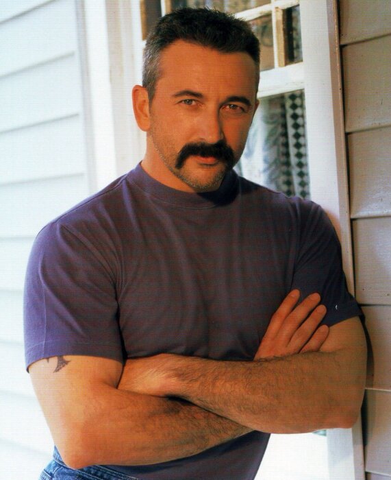 Aaron Tippin