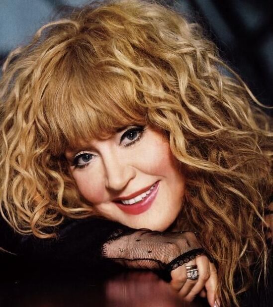 Alla Pugacheva
