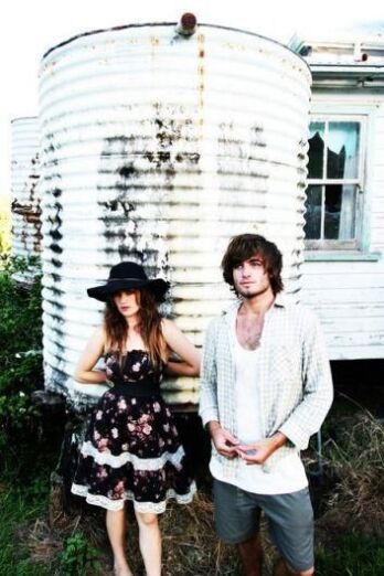 Angus & Julia Stone