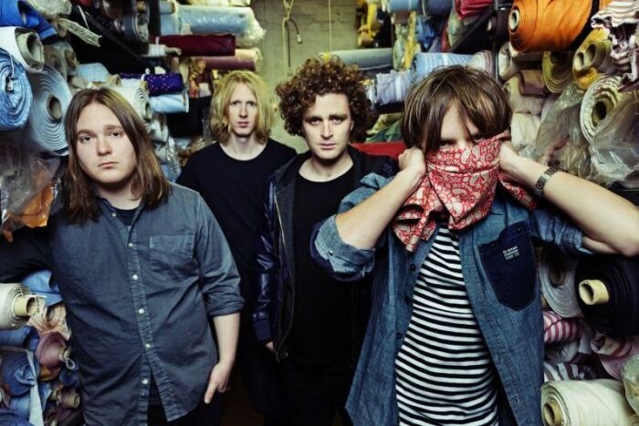 Black And White Radio