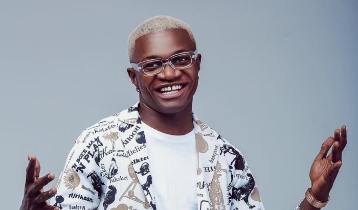 Versos & Poesias #4: Céu Azul (ft Penelas Sidney, Chelsea Dinorath, LordCkOficial, Queen Marcy, Sheila Da Cunha, LilBoy Bruce, Mary J y Fábio S)