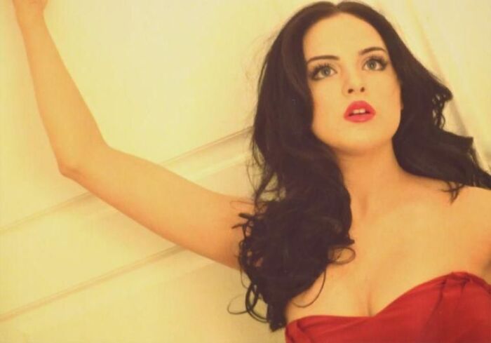 Elizabeth Gillies