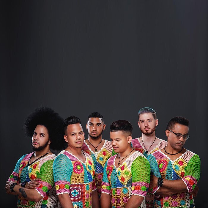 Letra De Quiéreme Un Poquito Grupo Extra