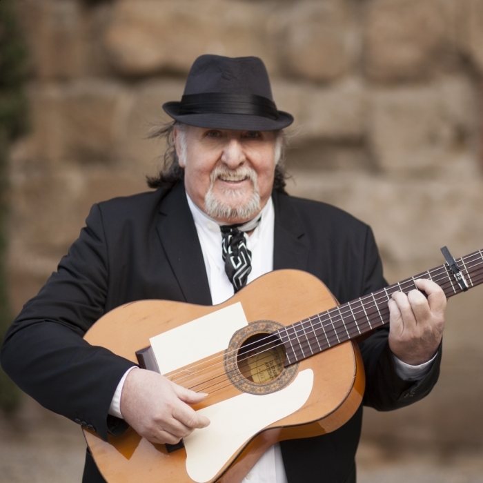 Junco Letras y Canciones