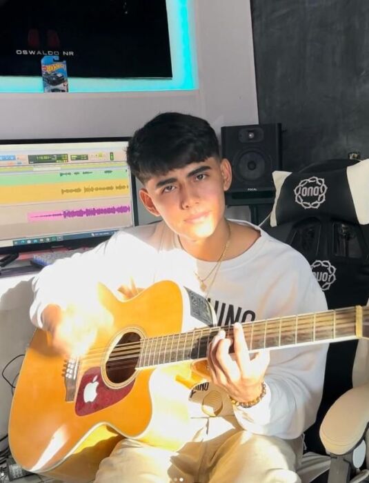 Vida Cara (ft Naach)