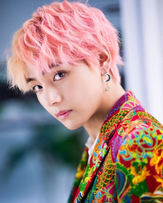 V (BTS)