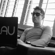 3LAU