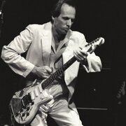 Adrian Belew