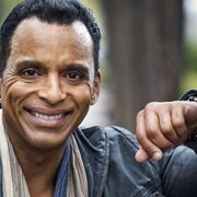 Jon Secada