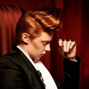 La Roux