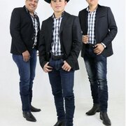 Los Plebes Del Rancho de Ariel Camacho