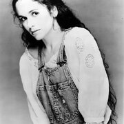 Nicolette Larson