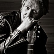 Tom Cochrane