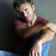 Vic Mignogna