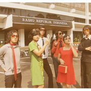 White Shoes And The Couples Company