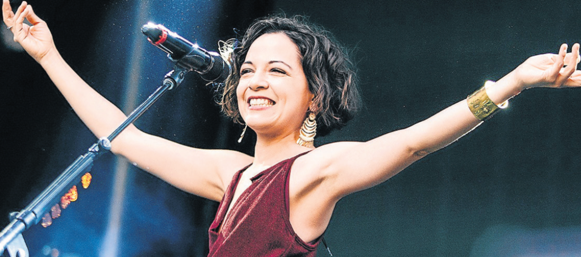 Natalia Lafourcade lanza “Un canto por México”