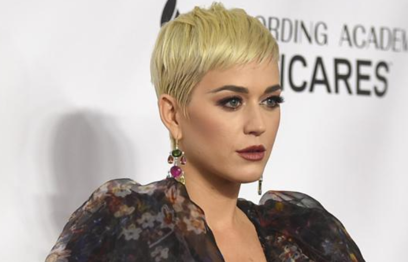 Katy Perry anuncia nuevo disco para el 14 de agosto